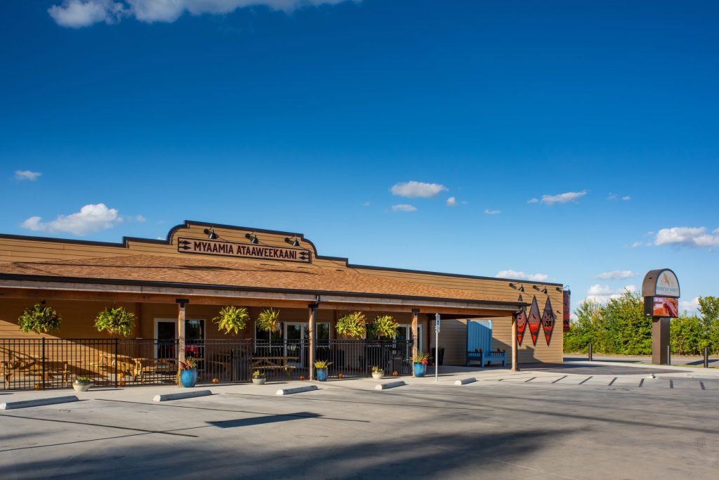 (c)JBP PrairieSkyMarket-3623